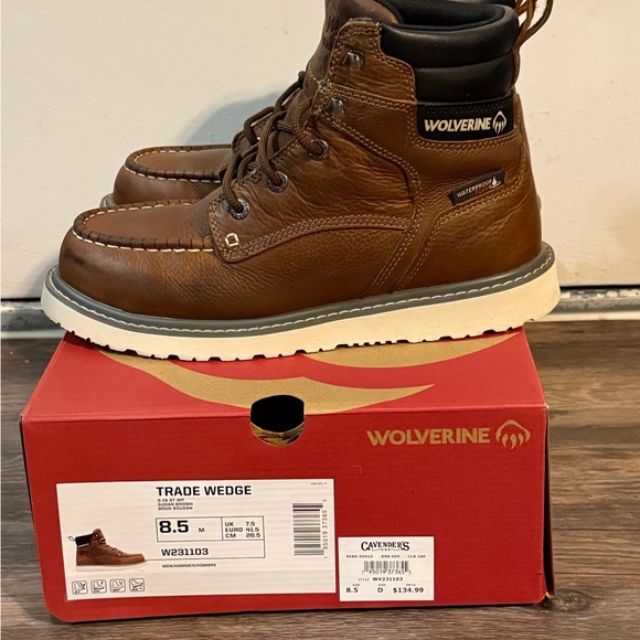 Wolverine Tan Leather Trade Wedge Boots - Picture 3 of 6